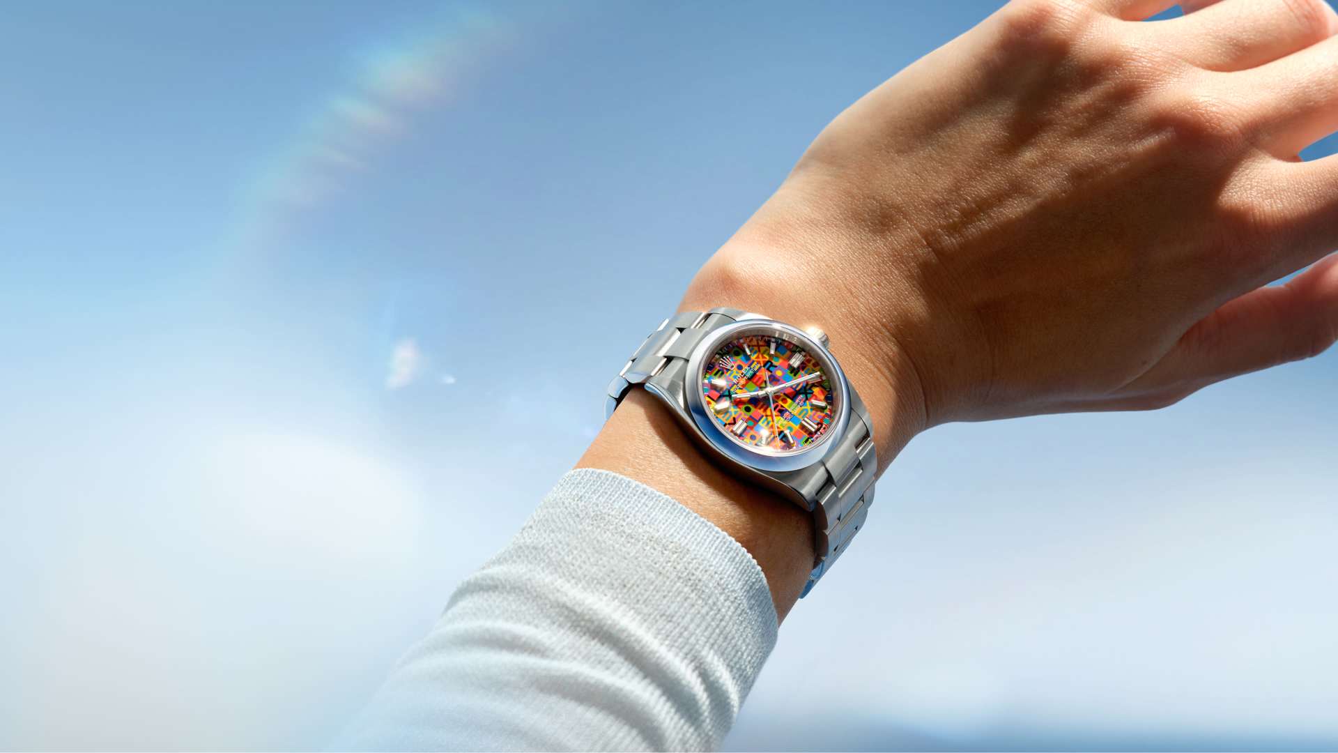 新款蚝式恒动型 36 m126000-0016手腕照片