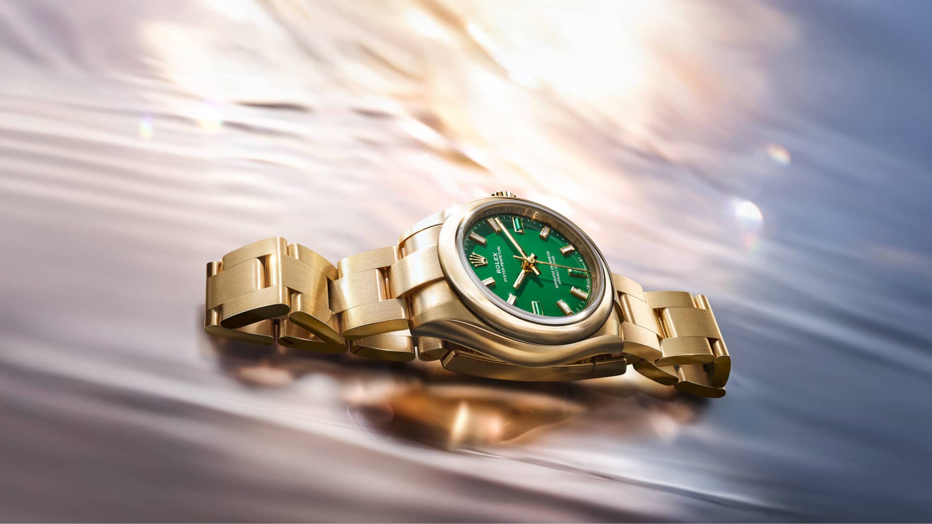 新款蚝式恒动型 28 m276208-0002 广告照