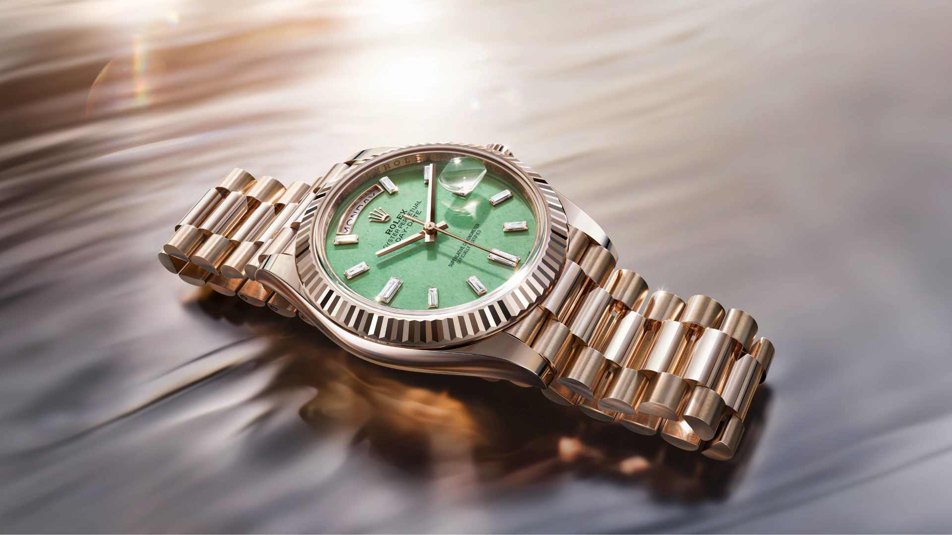 星期日历型 m228235jg-0003