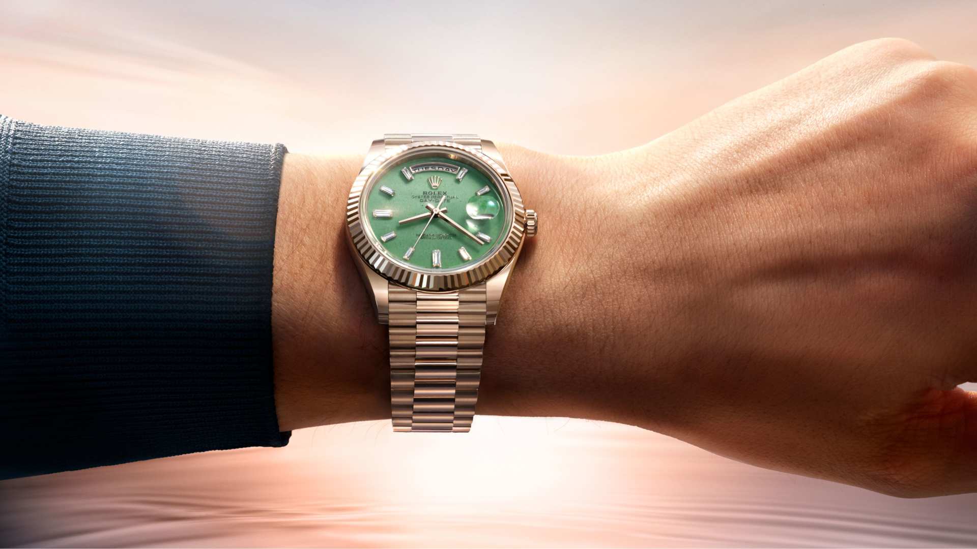 星期日历型 m228235jg-0003