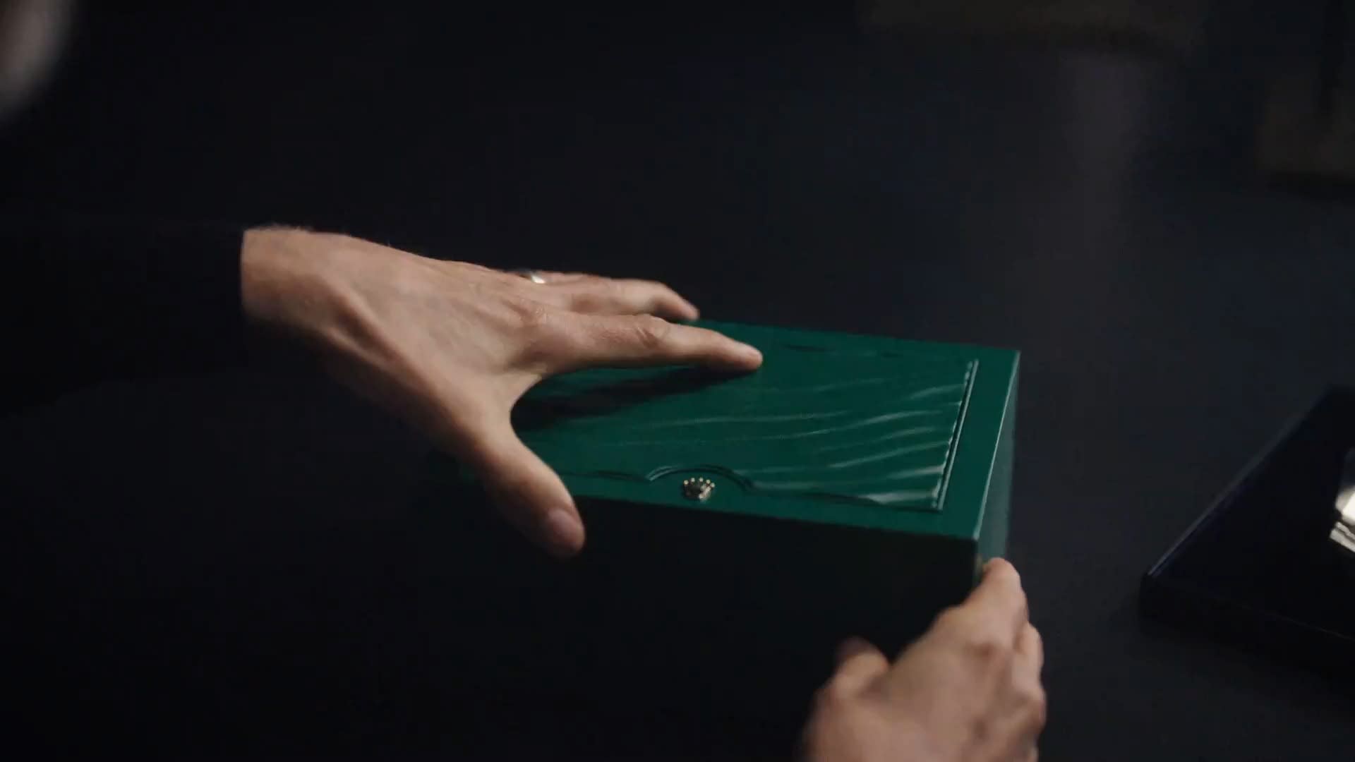 詹姆斯・卡梅隆