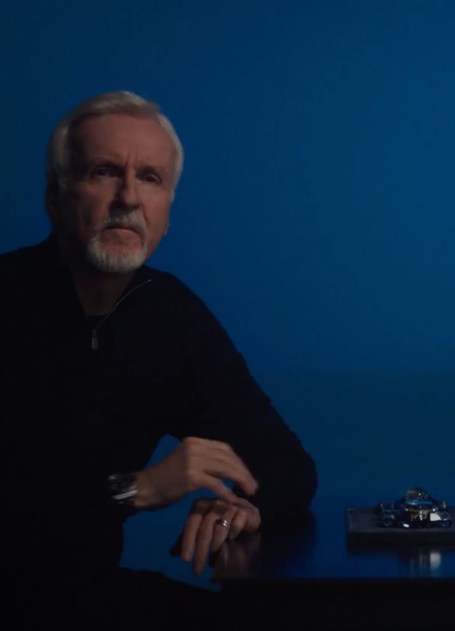 詹姆斯・卡梅隆