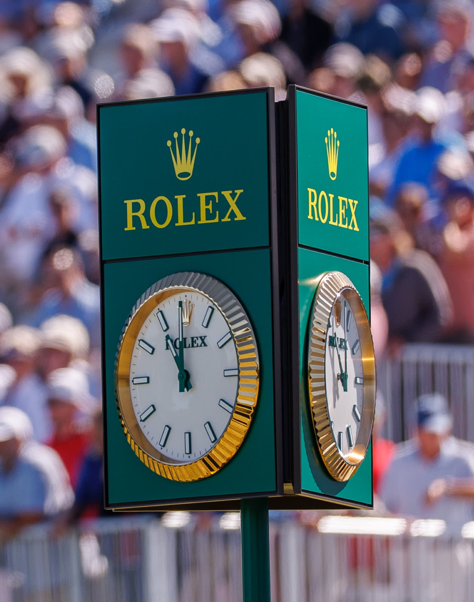Rolex clock