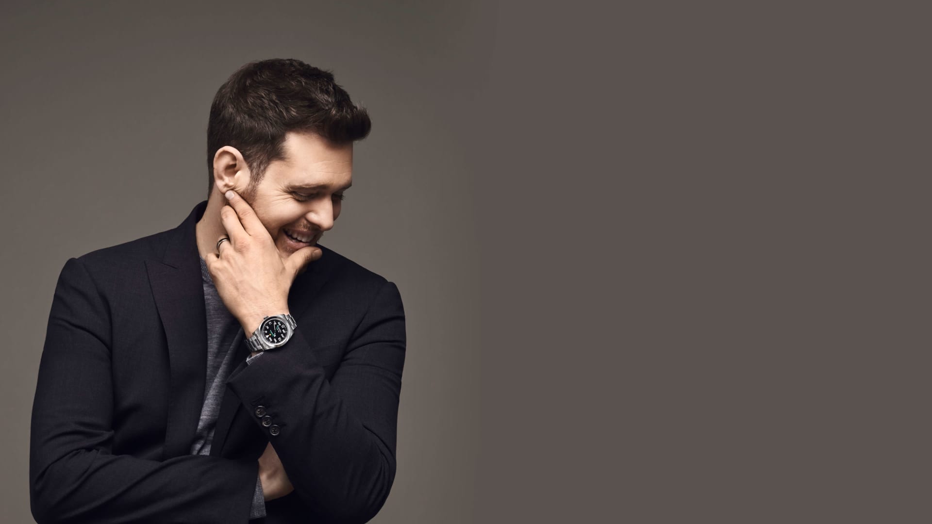 Michael Bublé watch on wrist