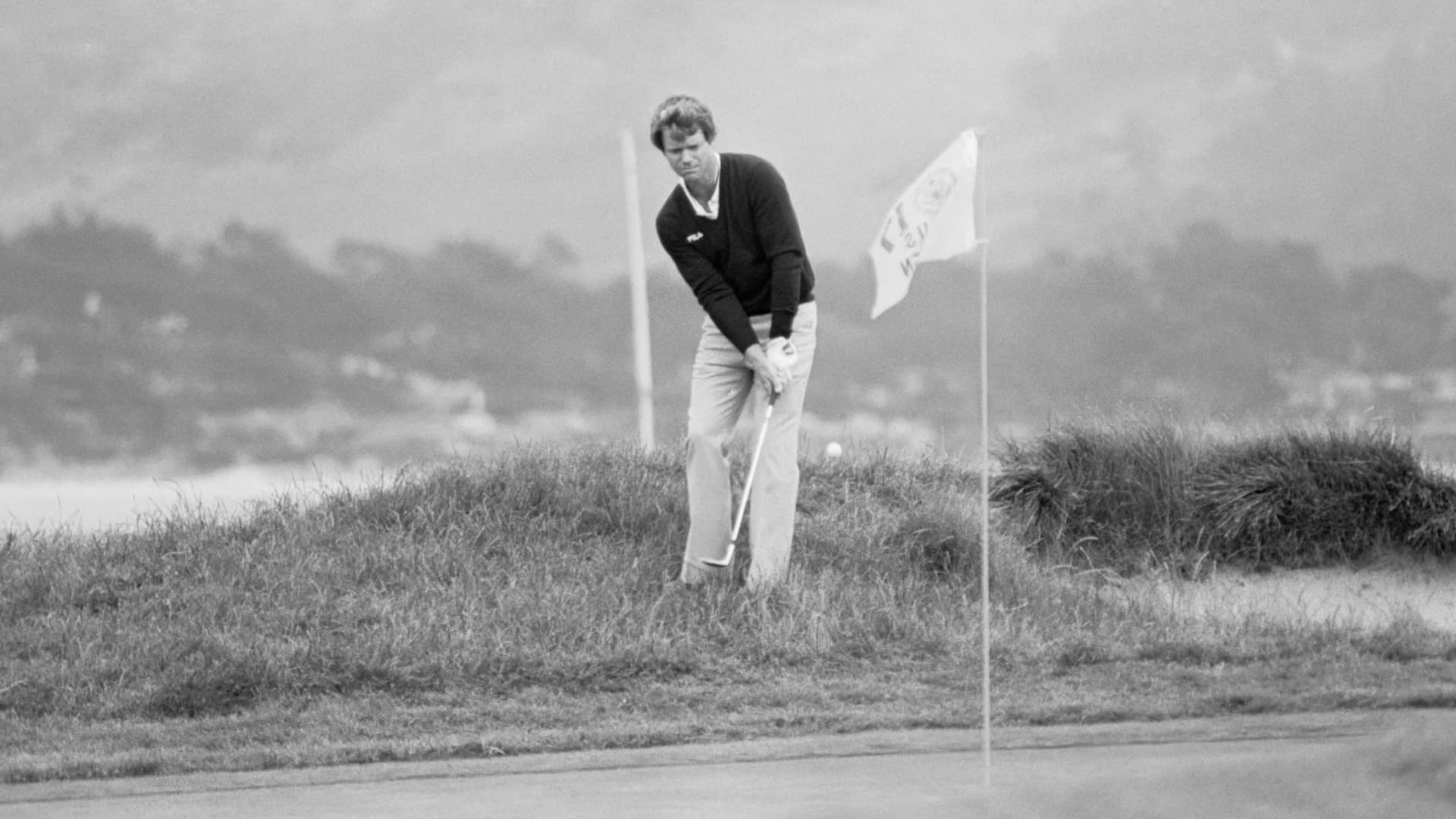 Tom Watson playing