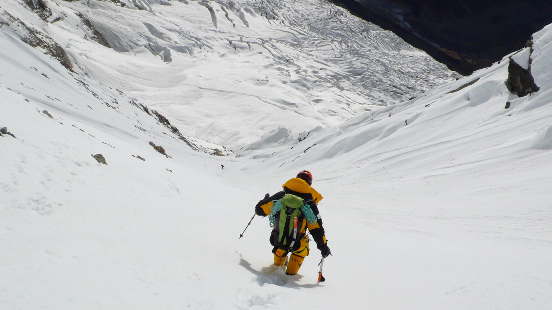 Jean Troillet is climbing in the Himalayas