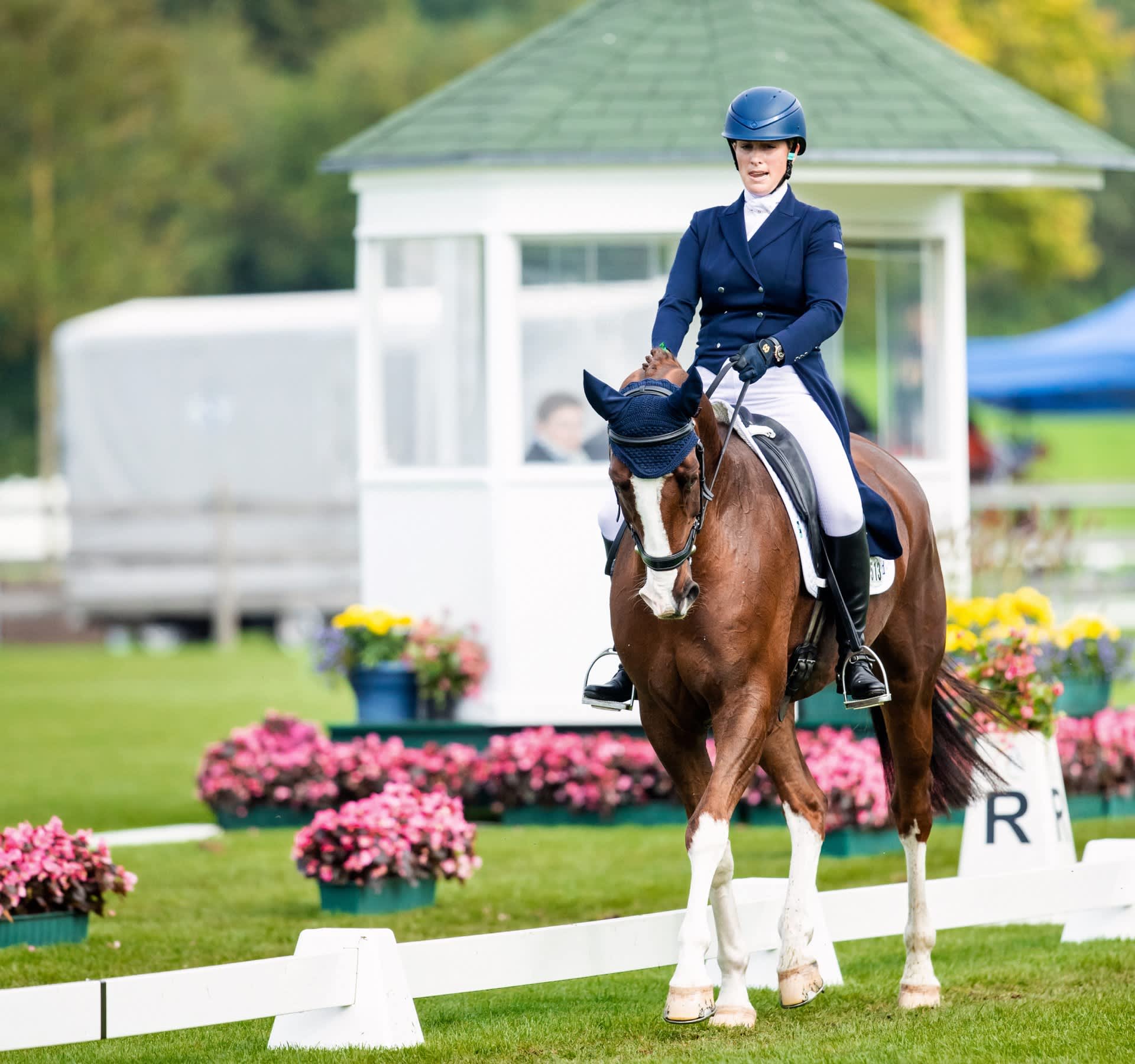 Zara Tindall ride a horse