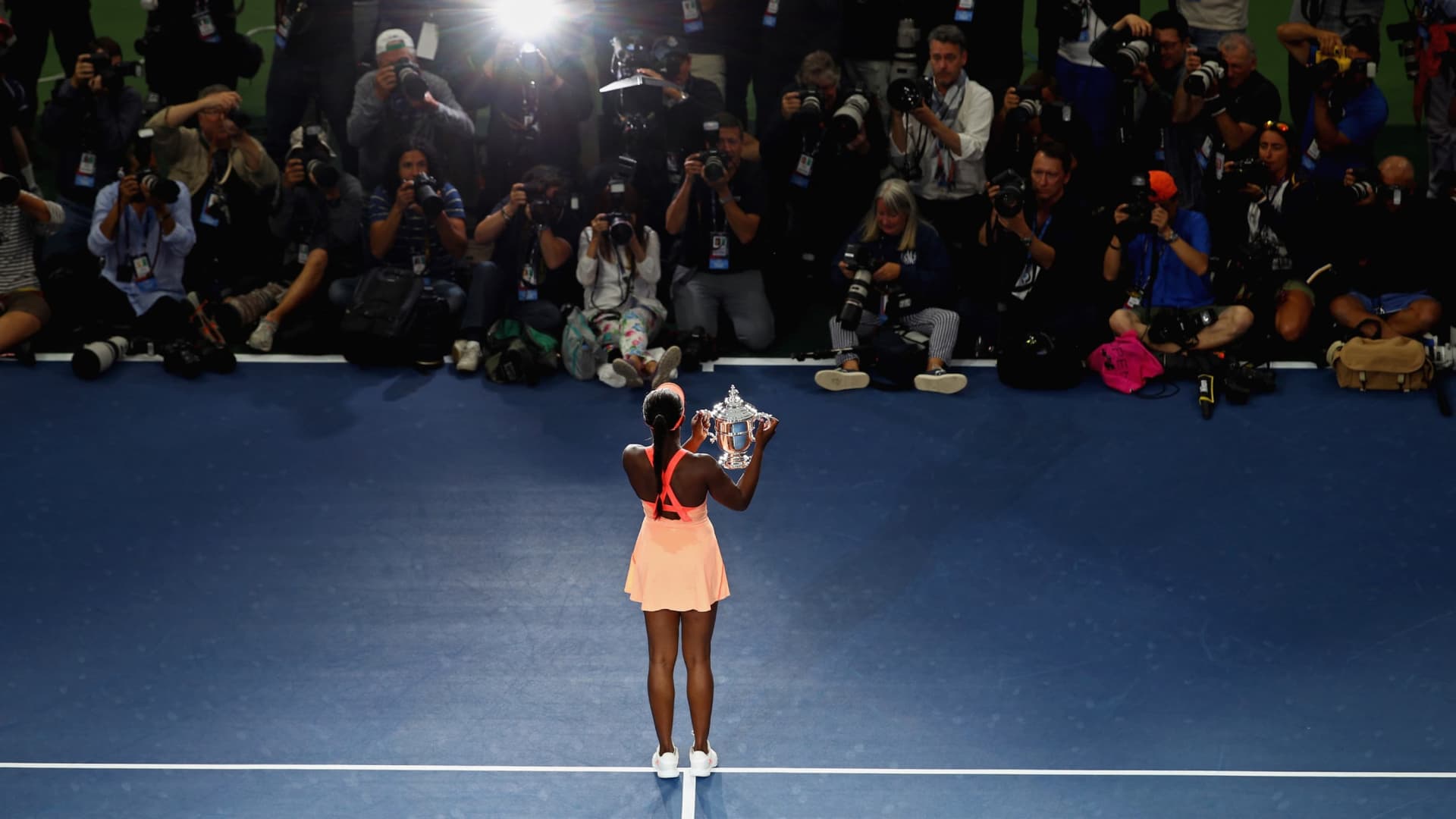 Sloane Stephens trophy