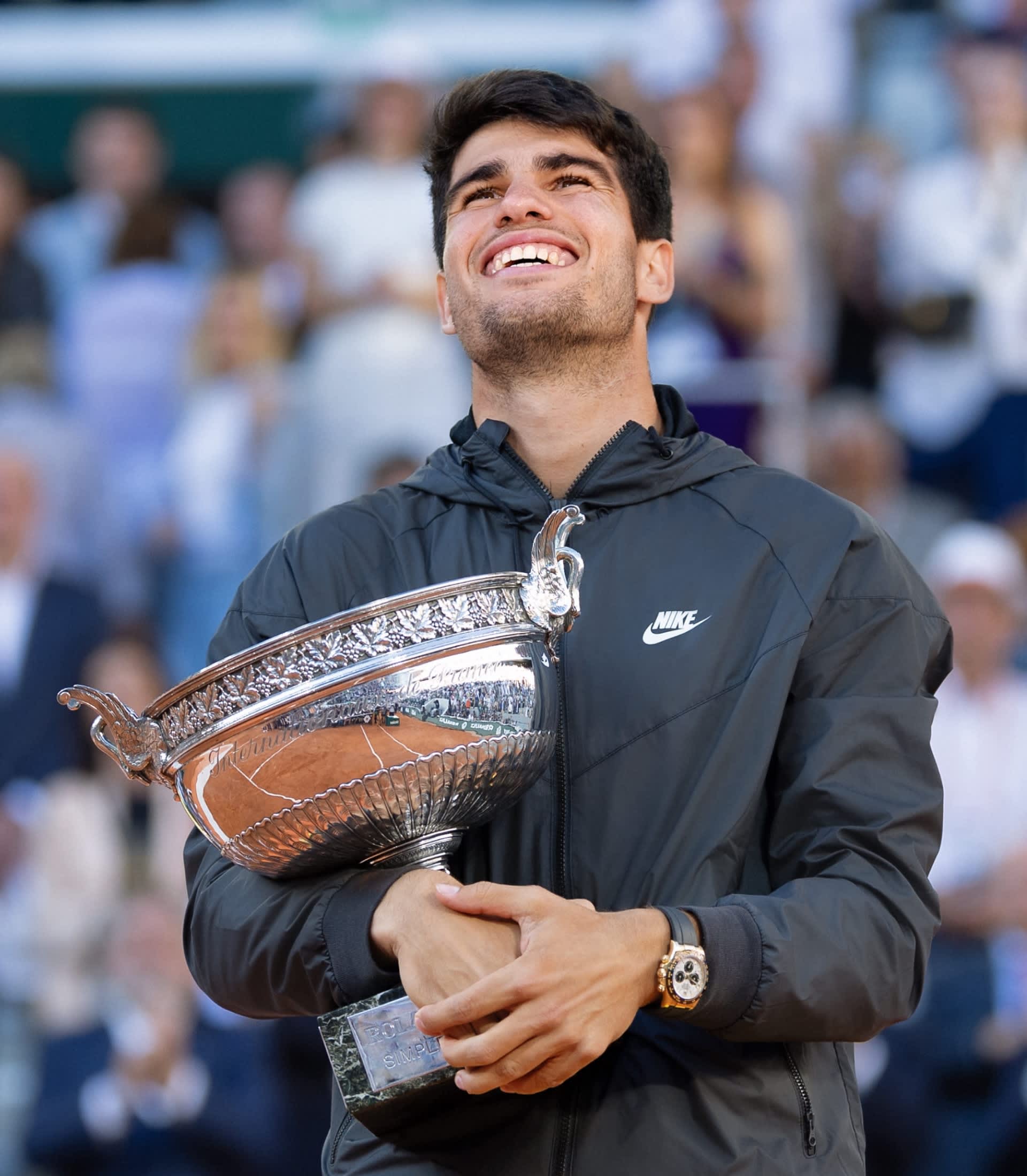 卡洛斯・阿尔卡拉斯与奖杯