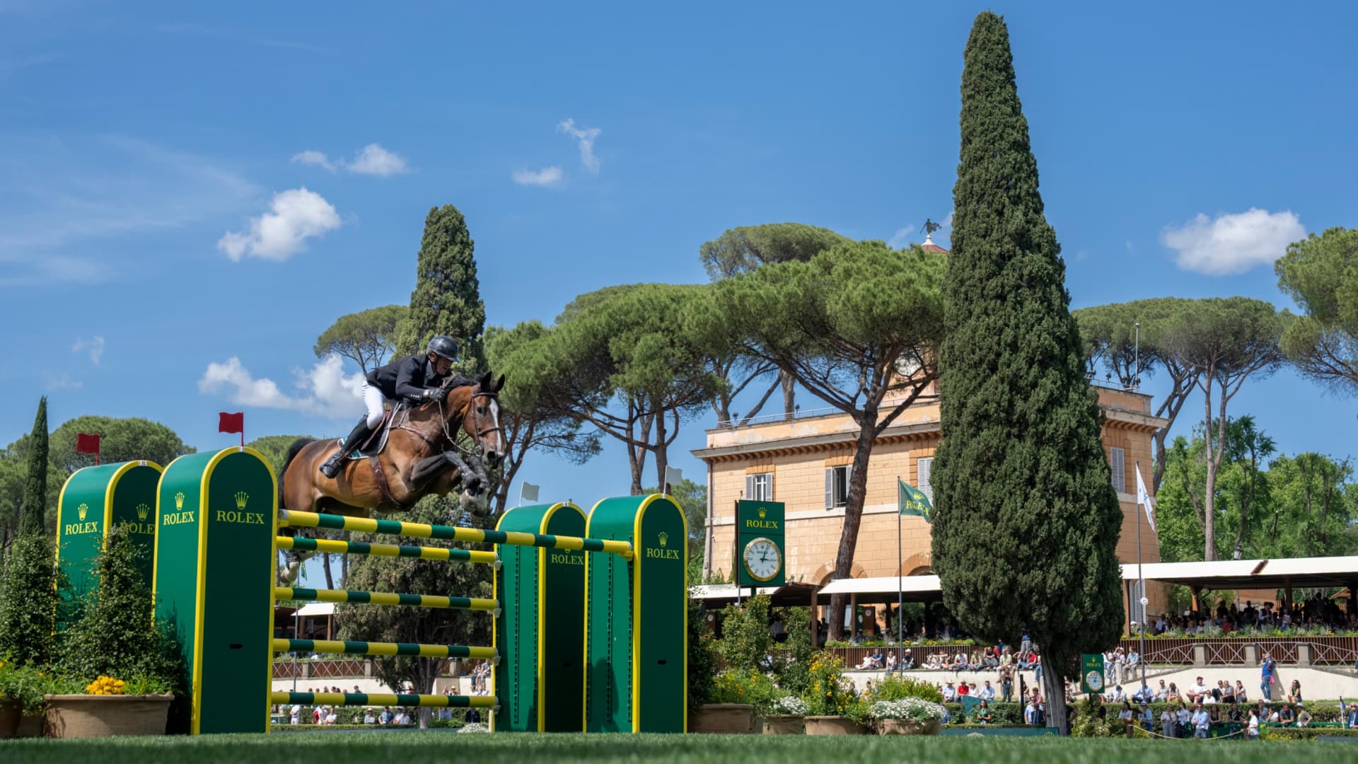 凯文・斯托特骑马