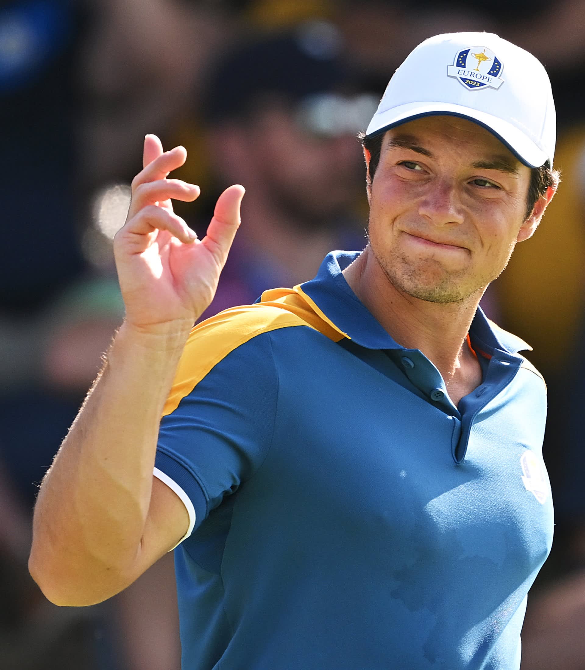 维克多・霍夫兰