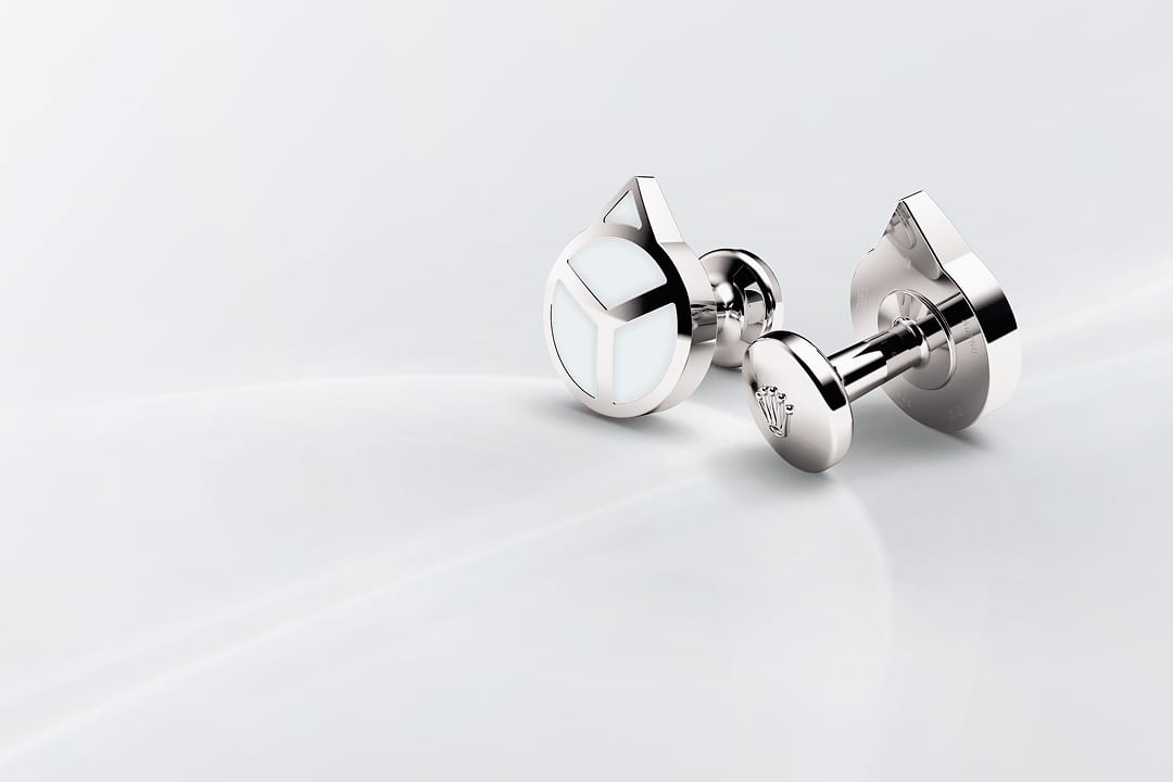 White gold ‘Hand’ cufflinks